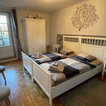 Welcoming House In + Free Parking 펜션 Chavornay