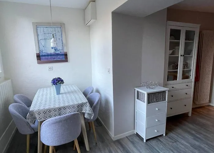 Welcoming House In + Free Parking Ferienhaus Chavornay